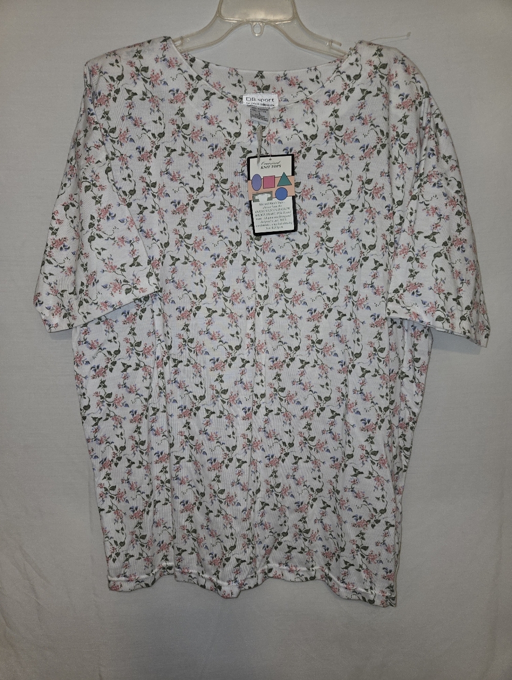 New Vintage DB Sports Oversized Tee Shirt Size Large Has Shoulder Pads
